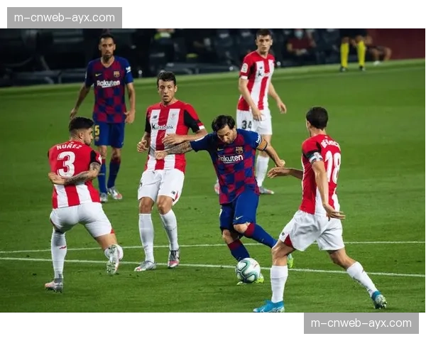 毕尔巴鄂竞技公布对阵皇社大名单,威廉姆斯兄弟均入选