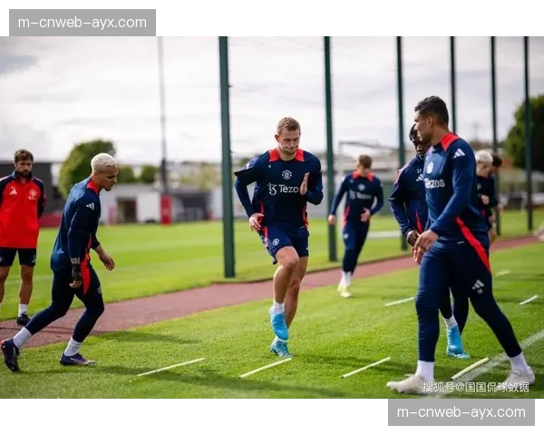 数据视角:本赛季英超场均传中次数下降,但绝对机会转化率上升 数据视角:本赛季英超场均传中次数下降,但绝对机会转化率上升